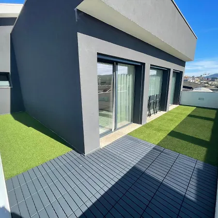 Bed & Breakfast In View *