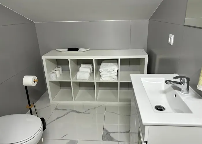 Bed & Breakfast In View